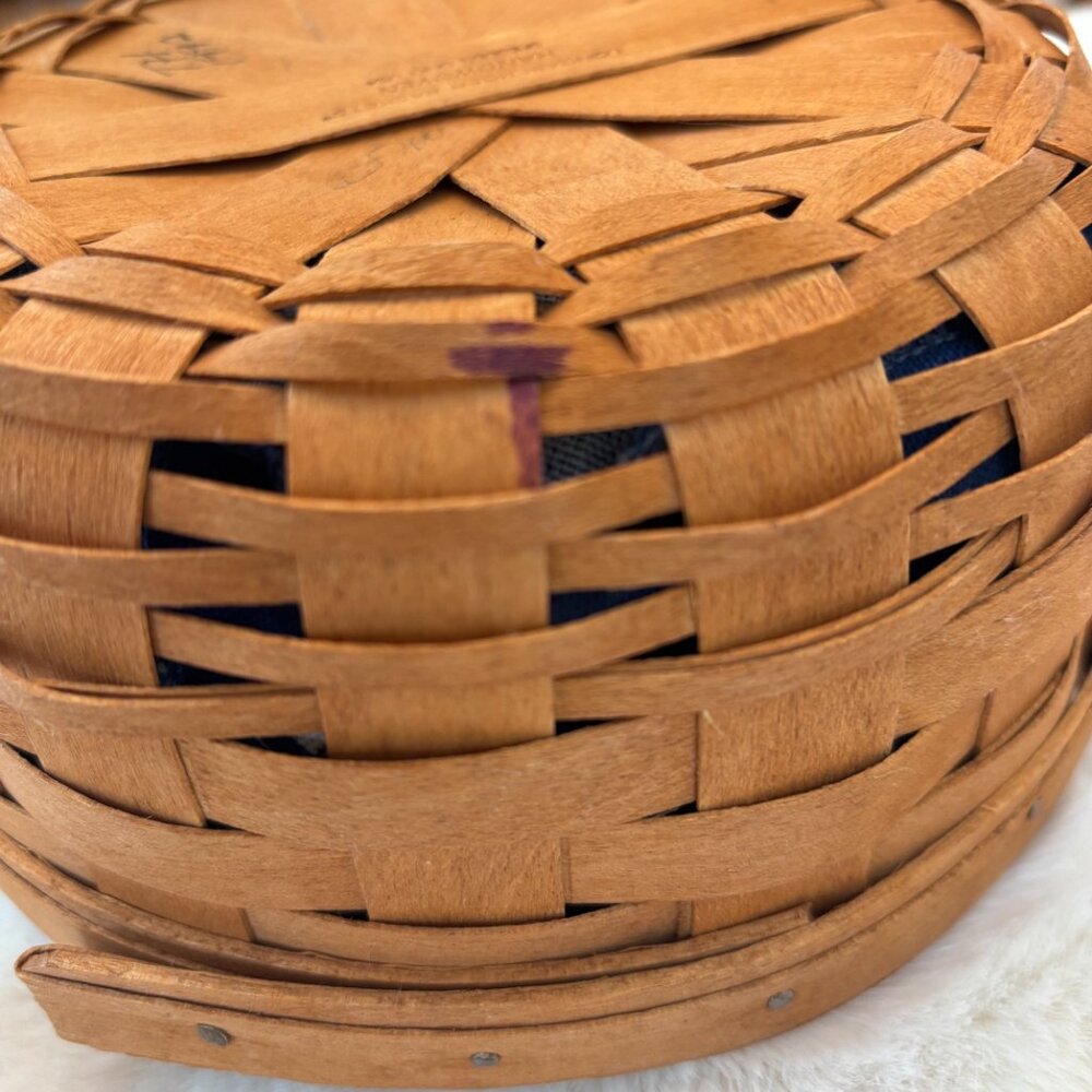 Longaberger Vintage Classic Brown Button Basket W/Plastic Protector & Blue Liner - Picture 16 of 16